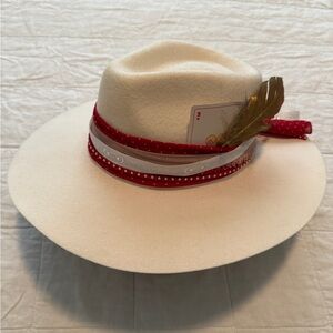 Custom Cowgirl Fedora Hat – With Authentic Gucci Ribbon 🎀